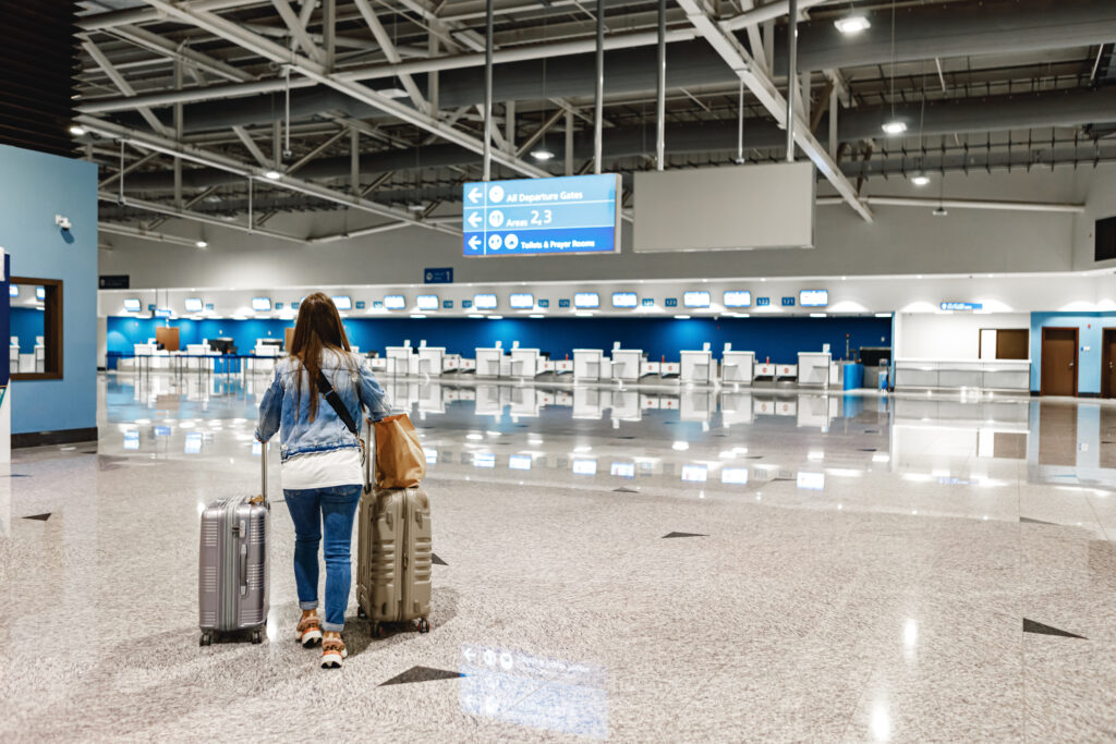 Operativos migratorios en aeropuertos de Estados Unidos